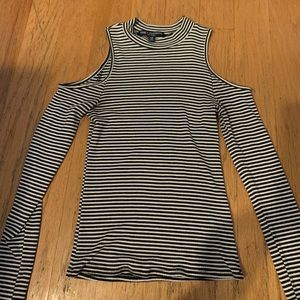 Cut Out Shoulder Long Sleeve